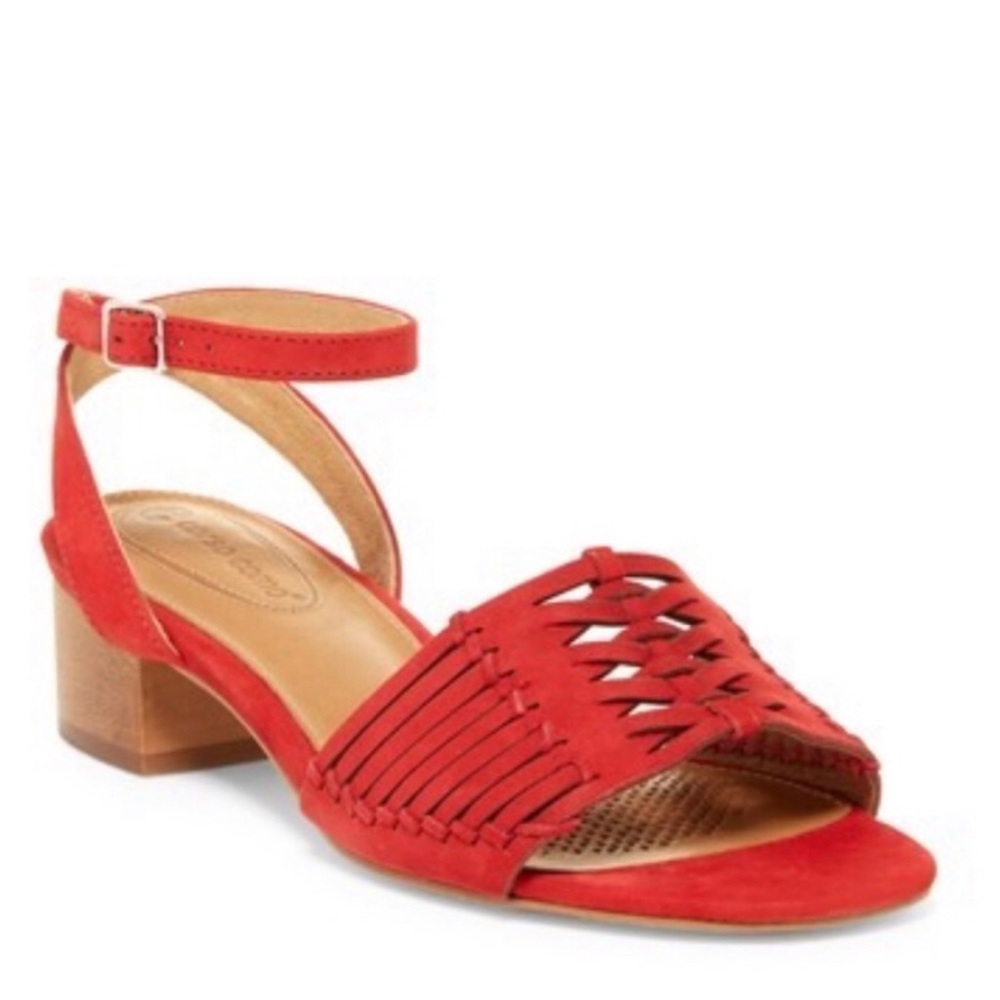 💋 Red Block Heel Sandals